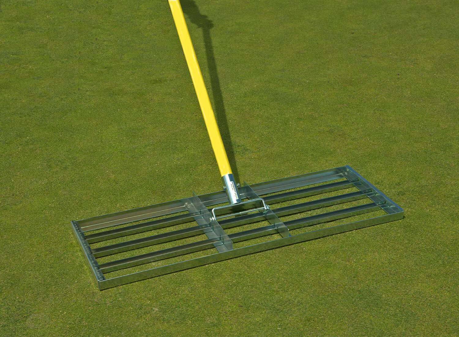 Level Lawn Greens Keeper 30 JFM Golf