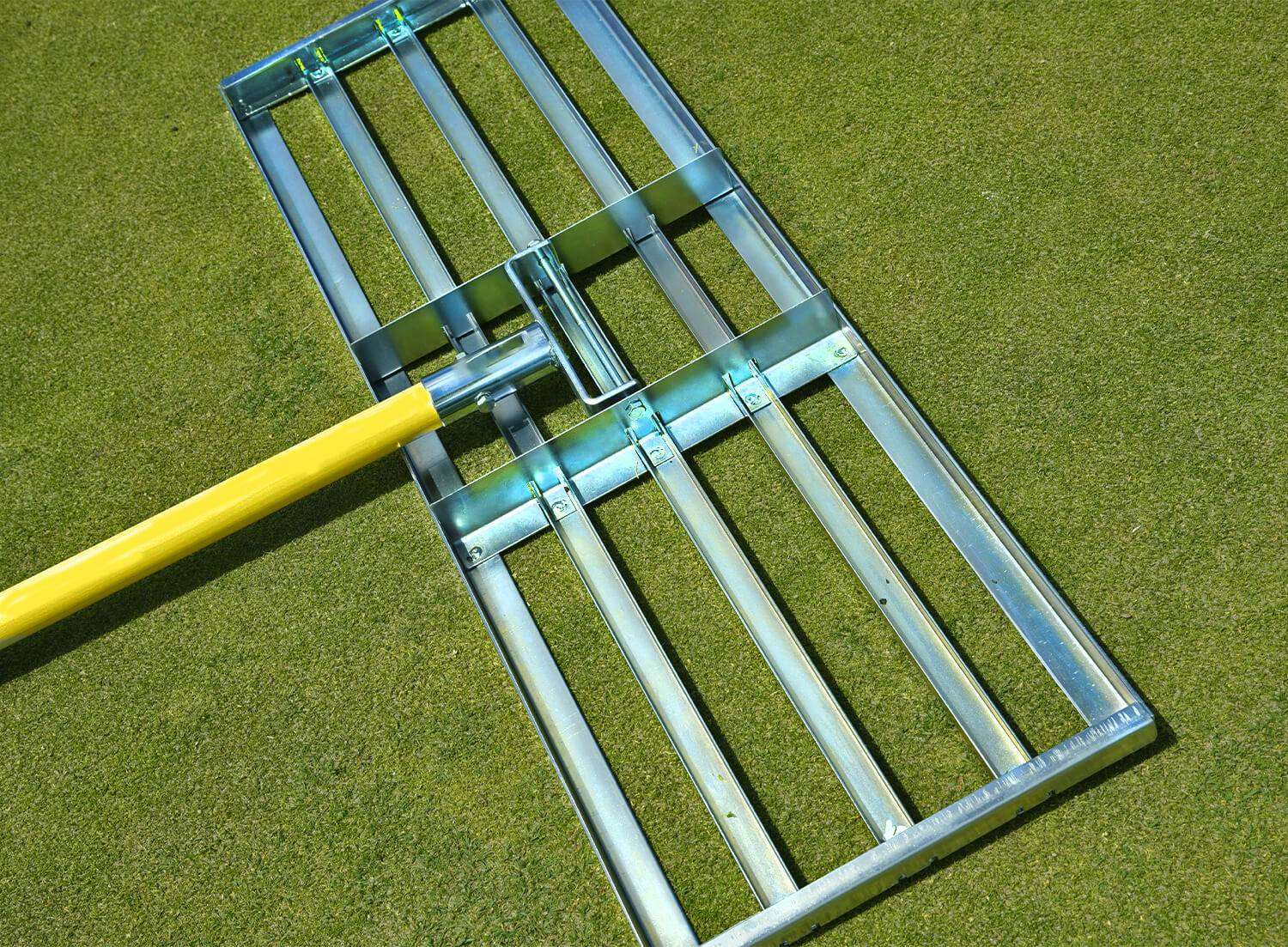 Level Lawn Greens Keeper 36 JFM Golf