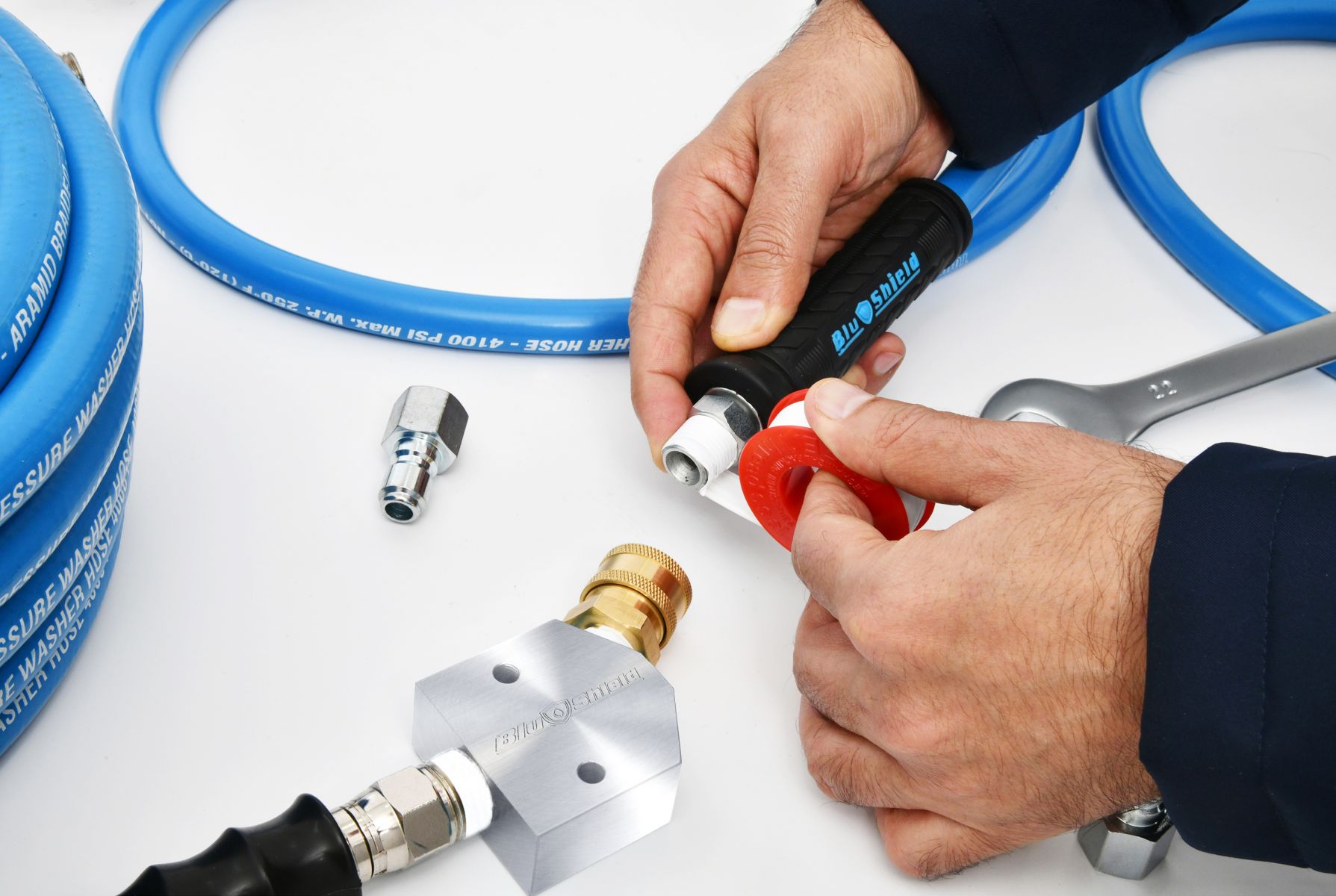 BluBird Blu Shield U-BLoX 1200 1/2-inch NPT Dual Inlet Pressure-Washer Connection Kit JFM Golf